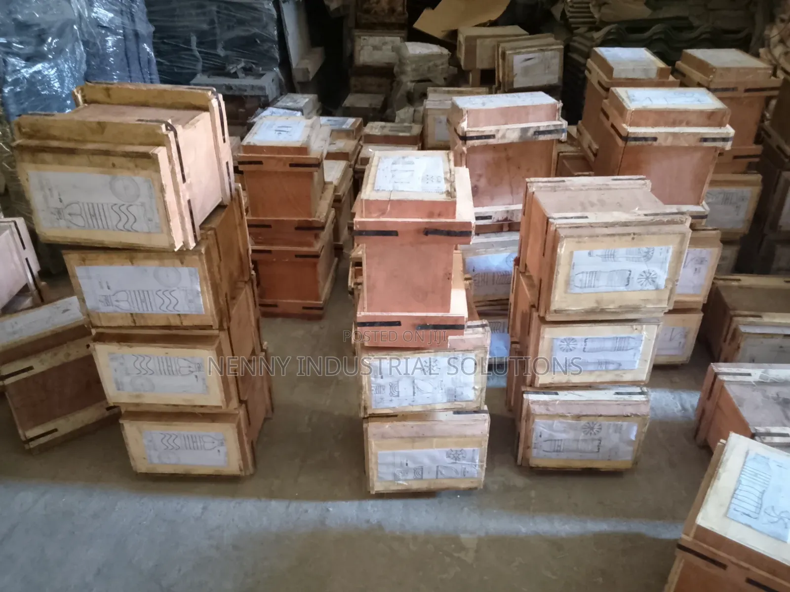 Plastic Bottle Moulding Machine.
