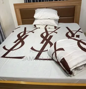 Bedsheet and Duvet