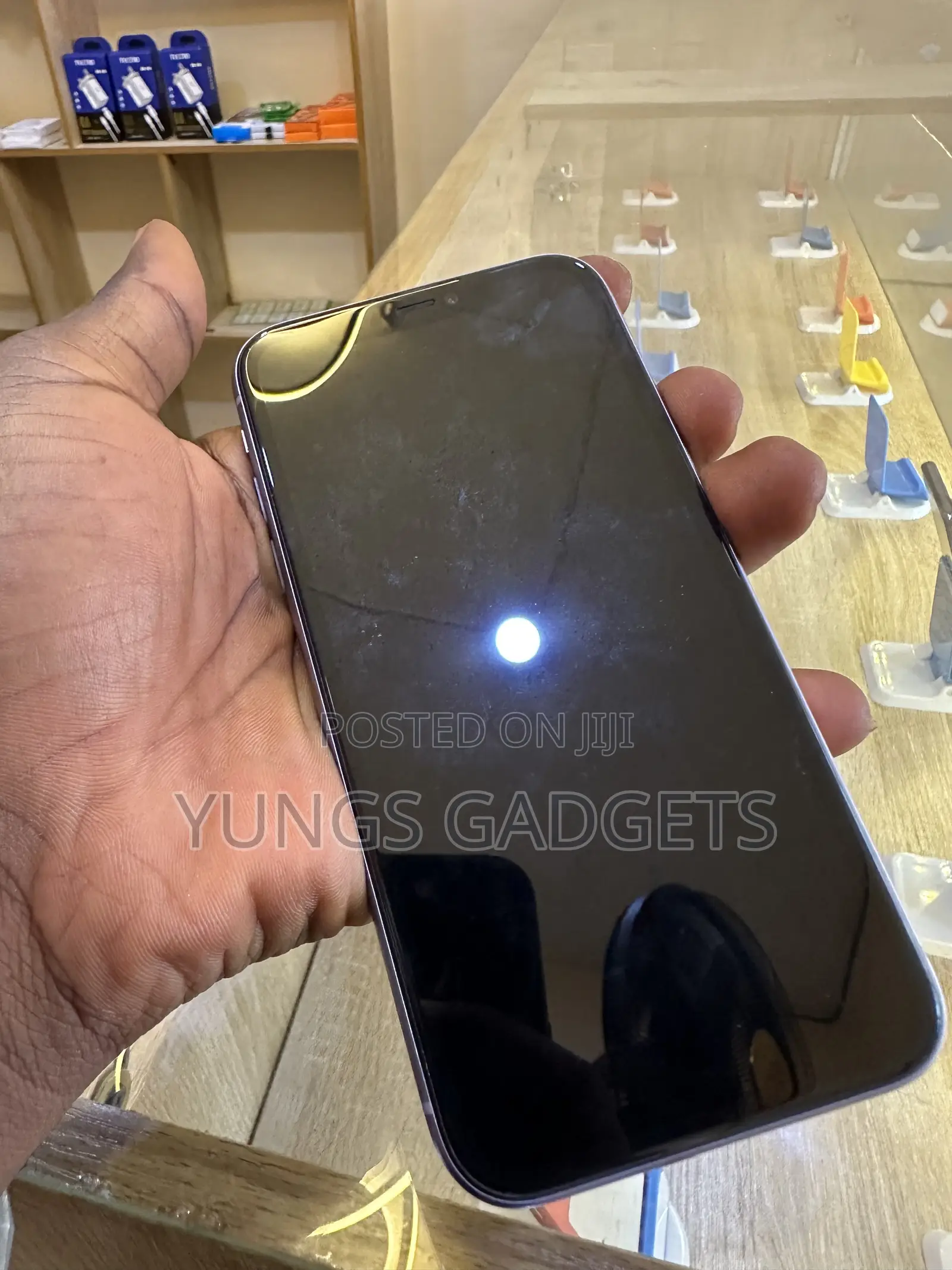 Apple iPhone 11 64 GB