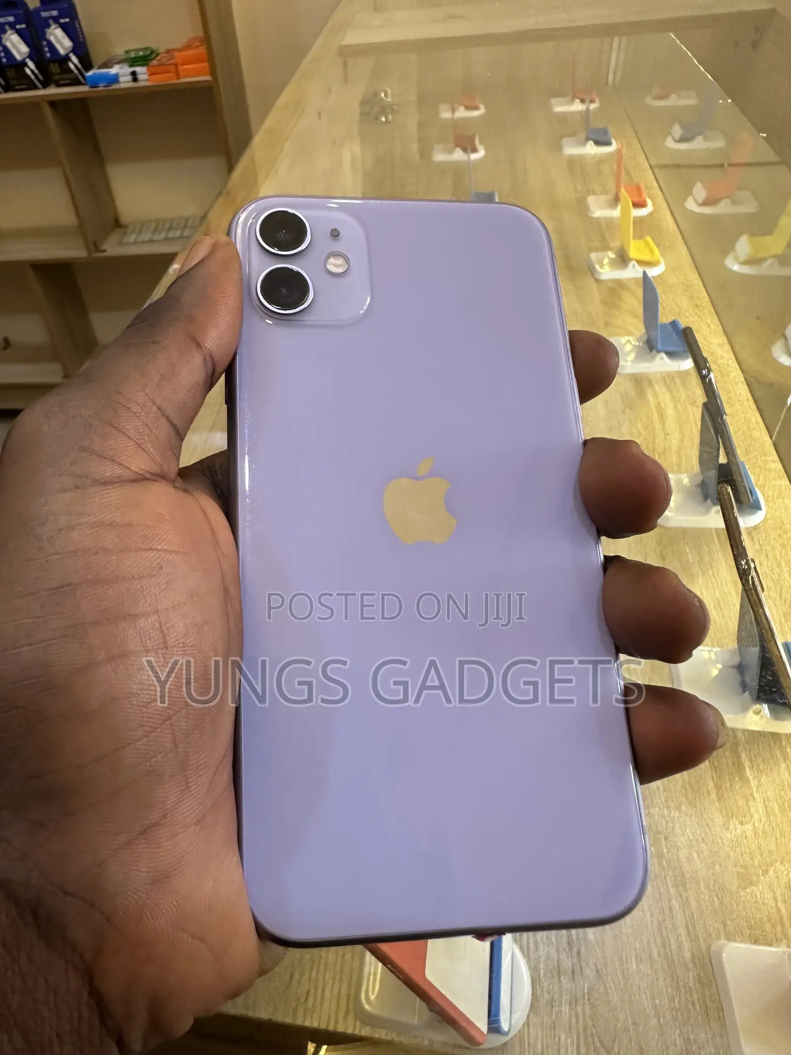 Apple iPhone 11 64 GB