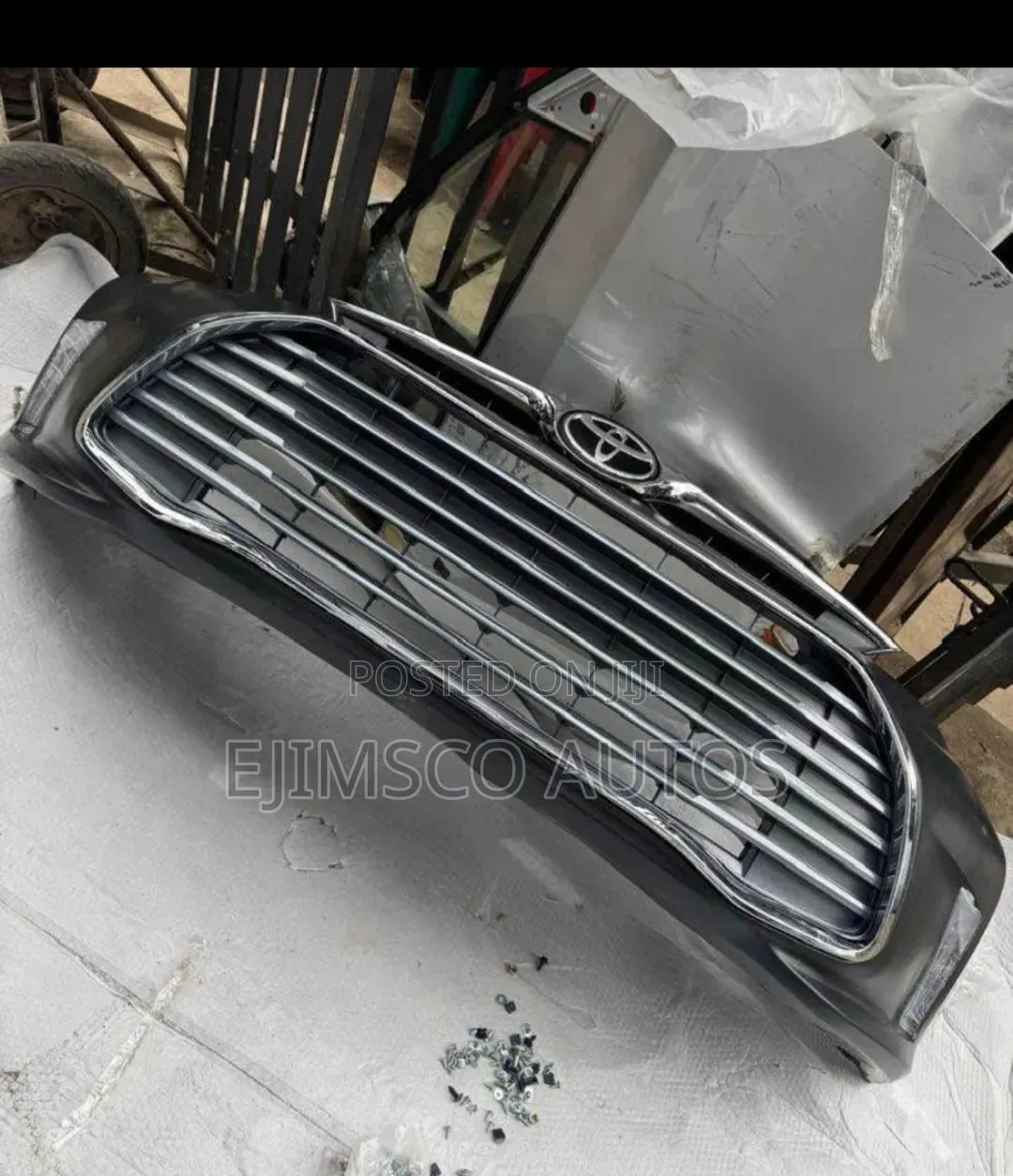 Complete Front Bumper Avalon 2017