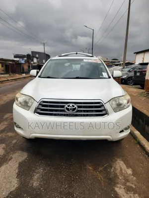 Toyota Highlander Limited 2010 White