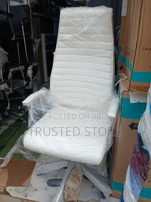 Executive Quality Swivel Chair B430