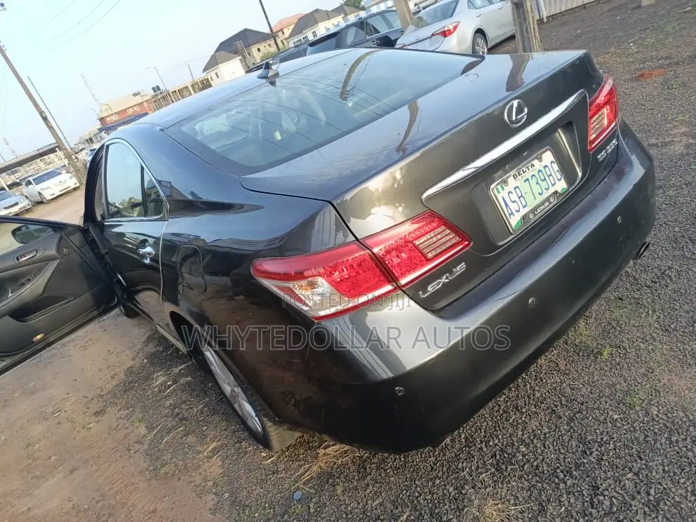 Lexus ES 350 2011 Gray