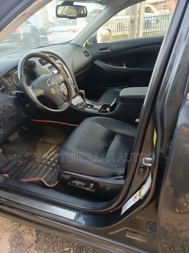 Lexus ES 350 2011 Gray