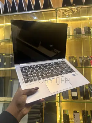 Laptop HP EliteBook X360 1030 G3 16GB Intel Core i7 SSD 512GB