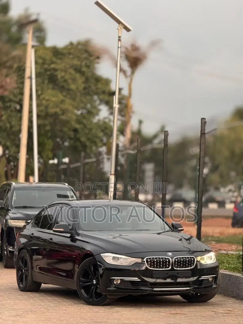BMW 328i 2014 Black