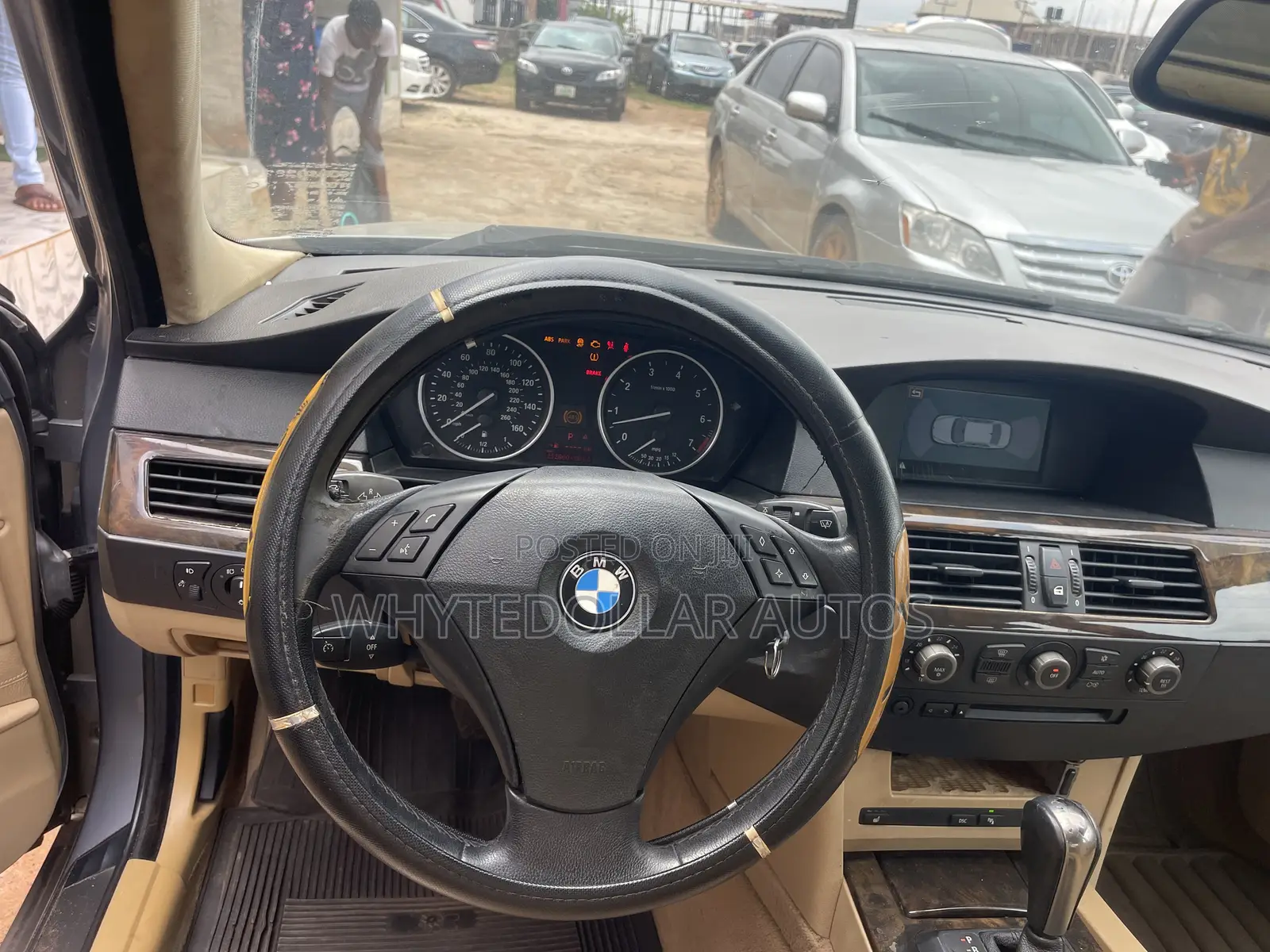 BMW 520i 2011 Blue