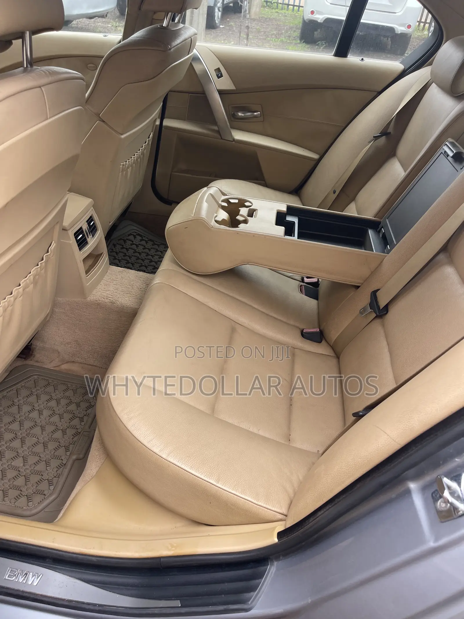 BMW 520i 2011 Blue