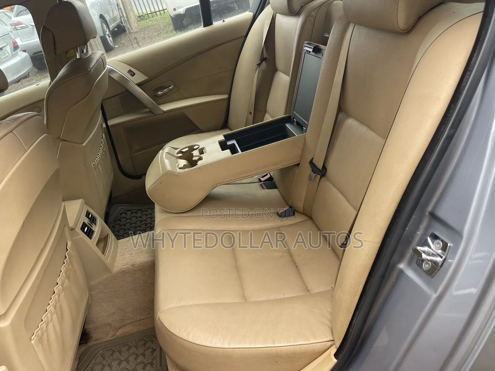 BMW 520i 2011 Blue