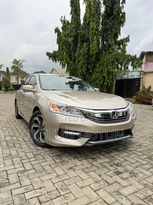 Honda Accord EX-L 4dr Sedan FWD (2.4L 4cyl 2A) 2016 Gold