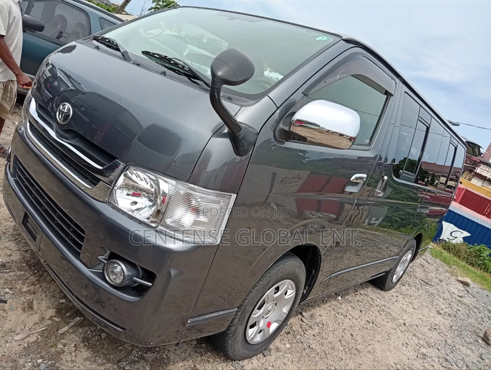 Toyota HiAce 2012 Grey