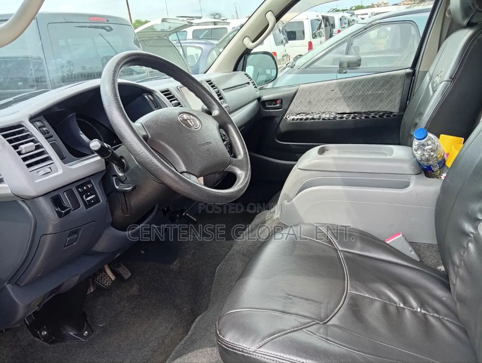 Toyota HiAce 2012 Grey