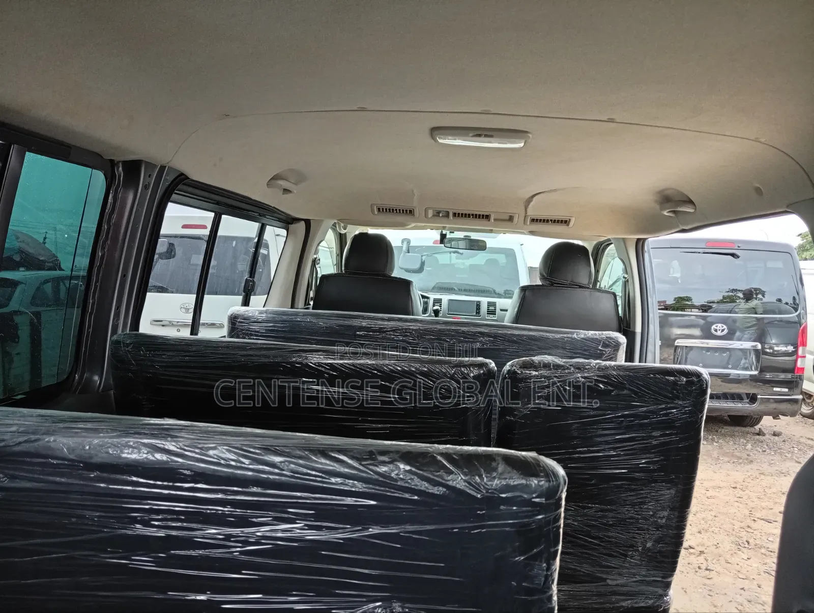Toyota HiAce 2012 Grey