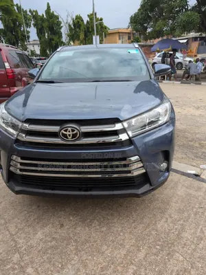 Toyota Highlander 2016 Blue