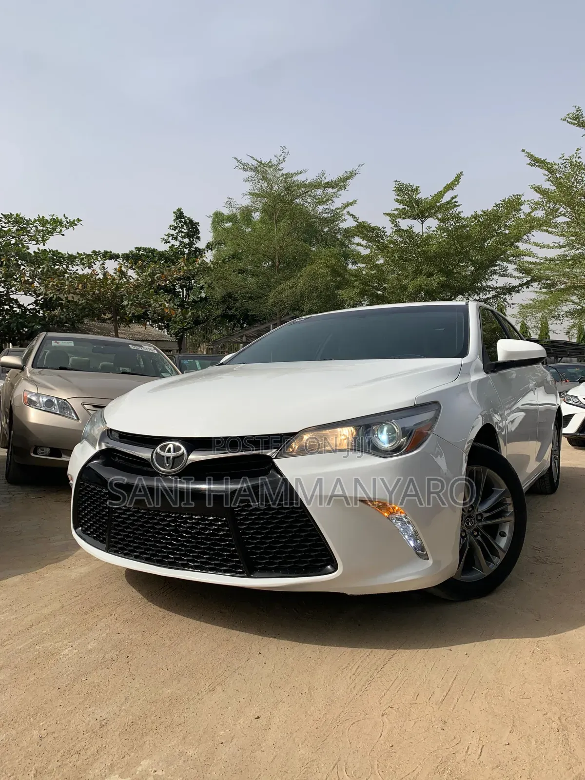 Toyota Camry 2016 White