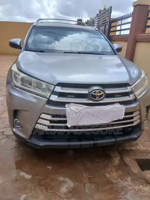 Toyota Highlander 2017 Silver