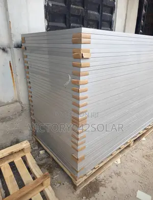 New Neat 550watts Solar Panel 122cell 10-Box Bar