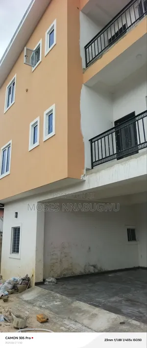 2bdrm Block of Flats in Alcon Estate, Obio-Akpor for rent
