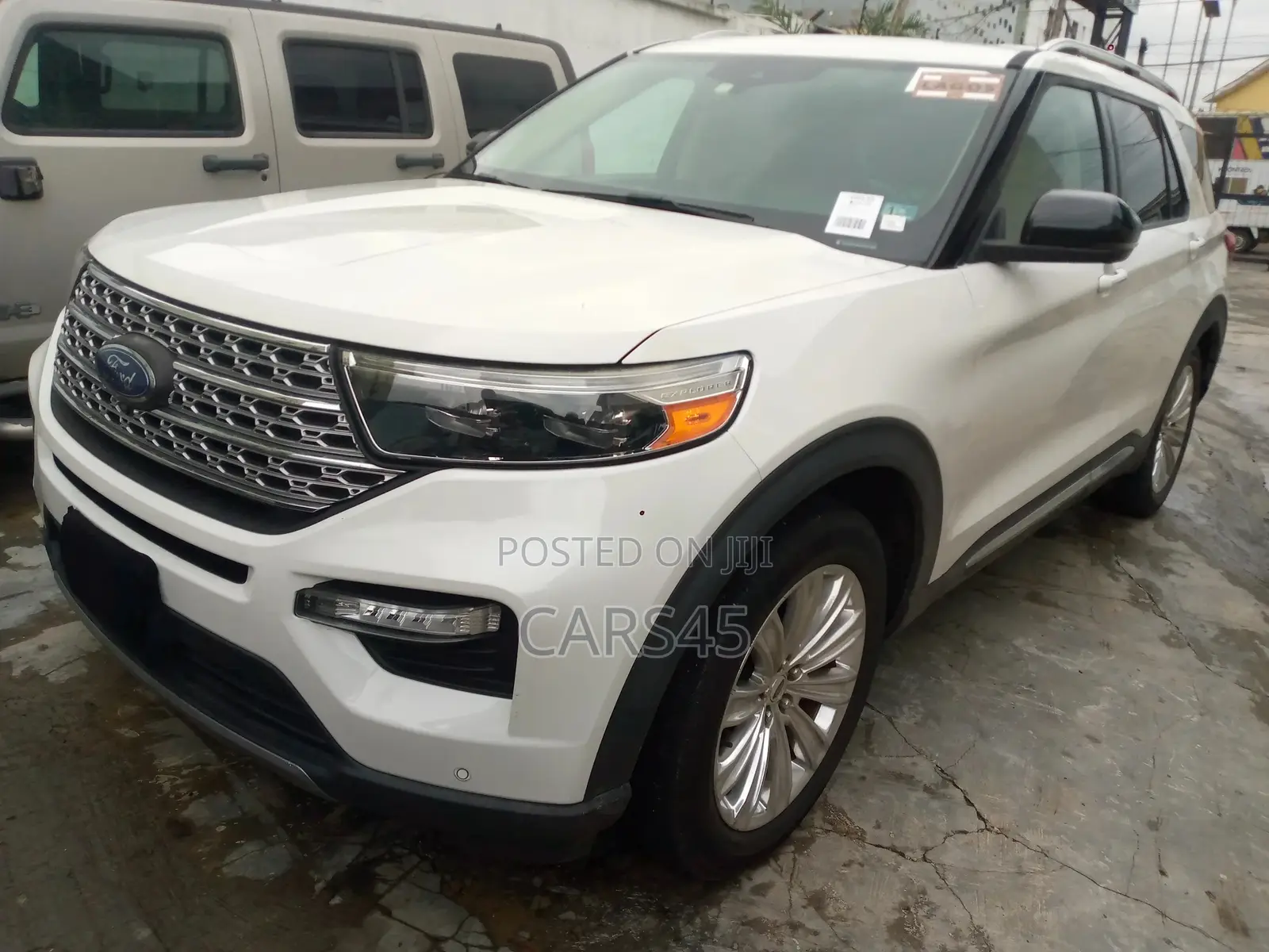 Ford Explorer 2021 White