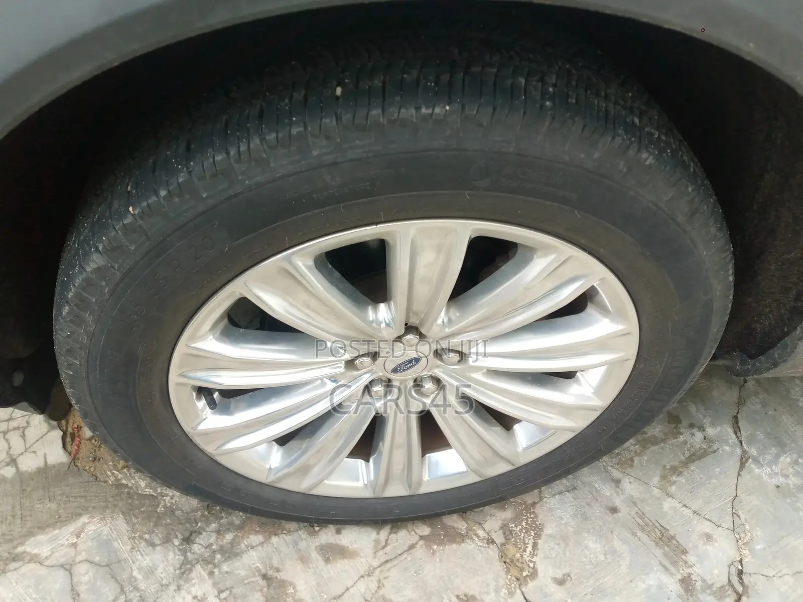 Ford Explorer 2021 White