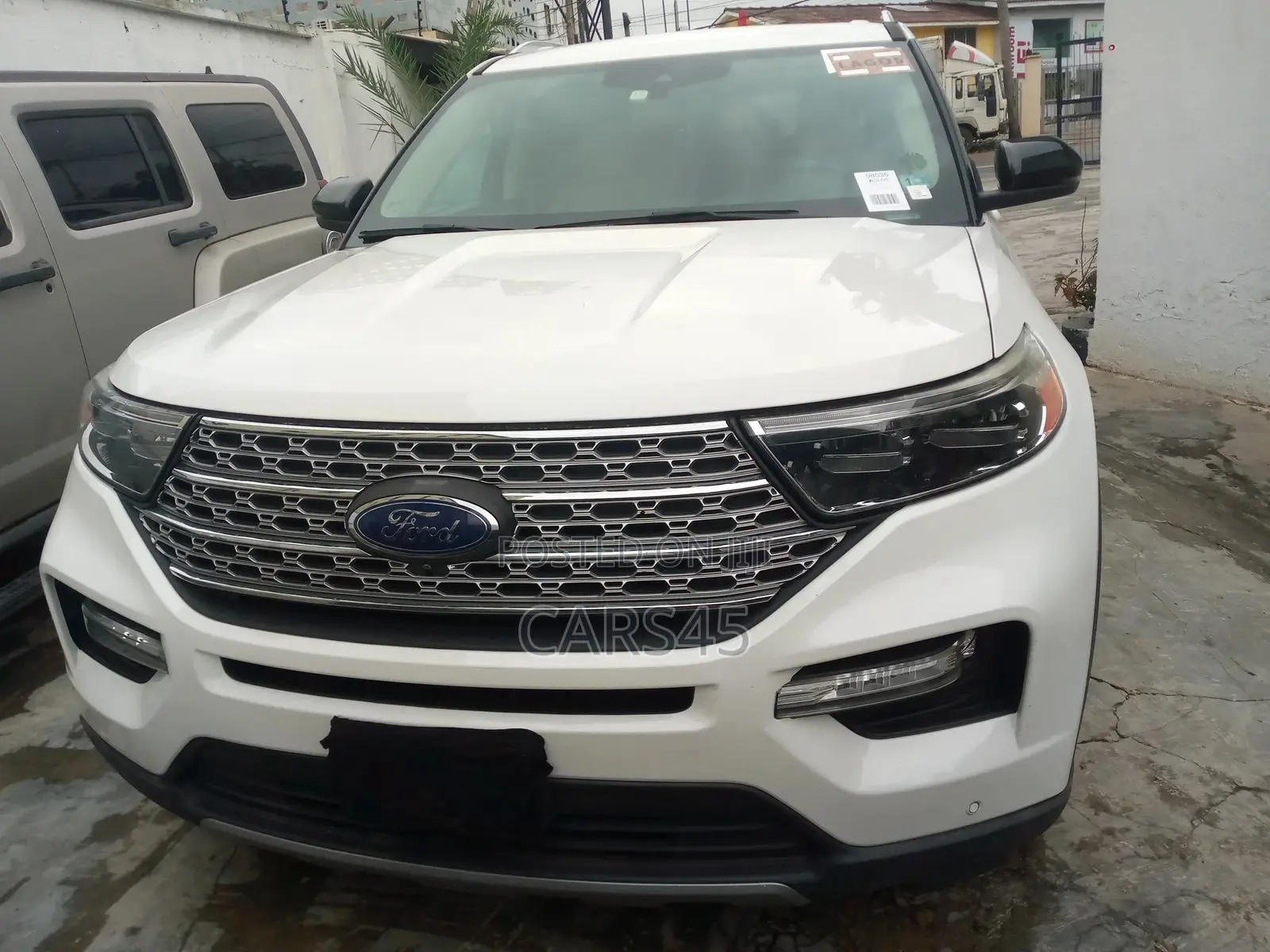 Ford Explorer 2021 White