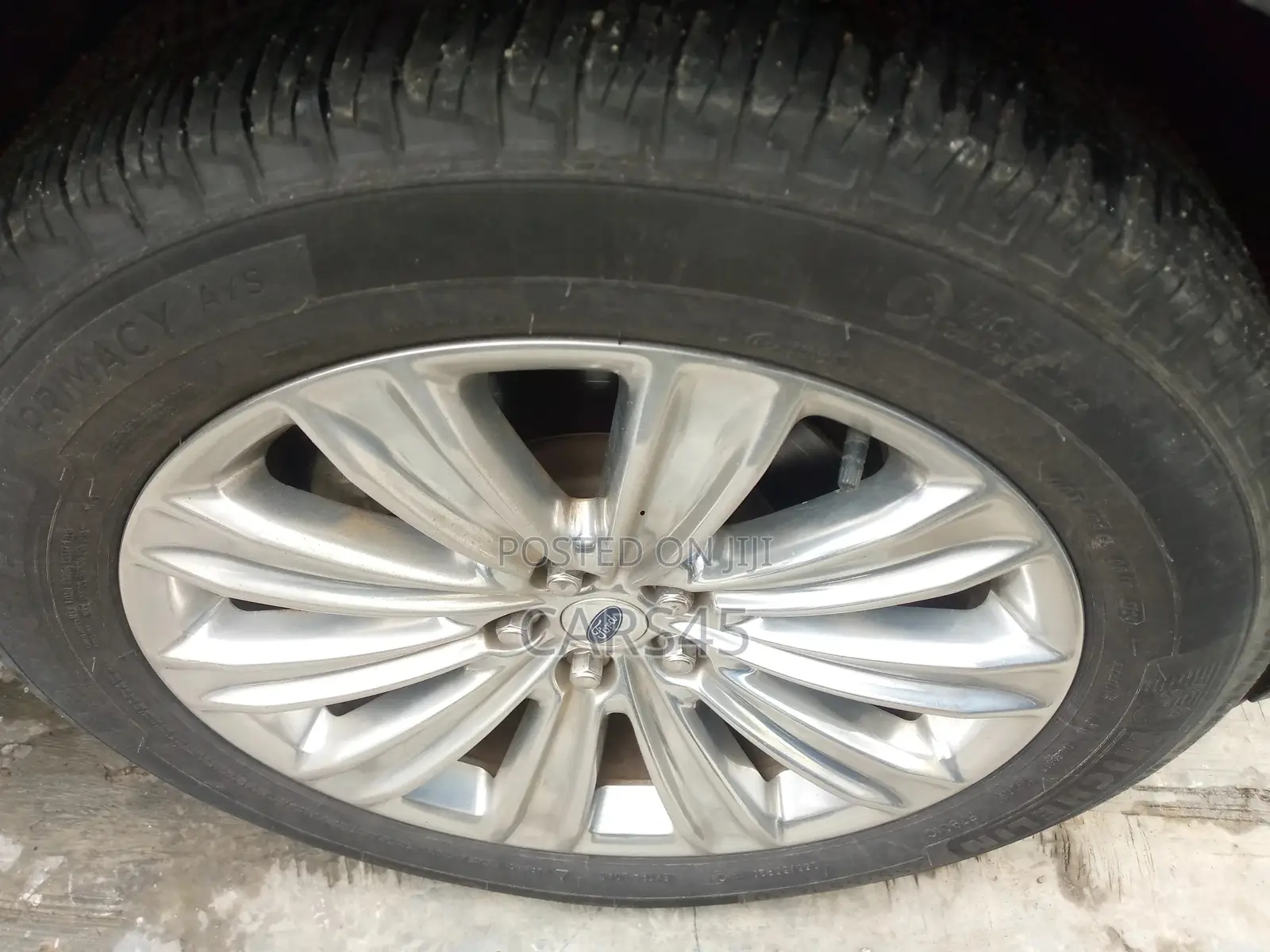 Ford Explorer 2021 White