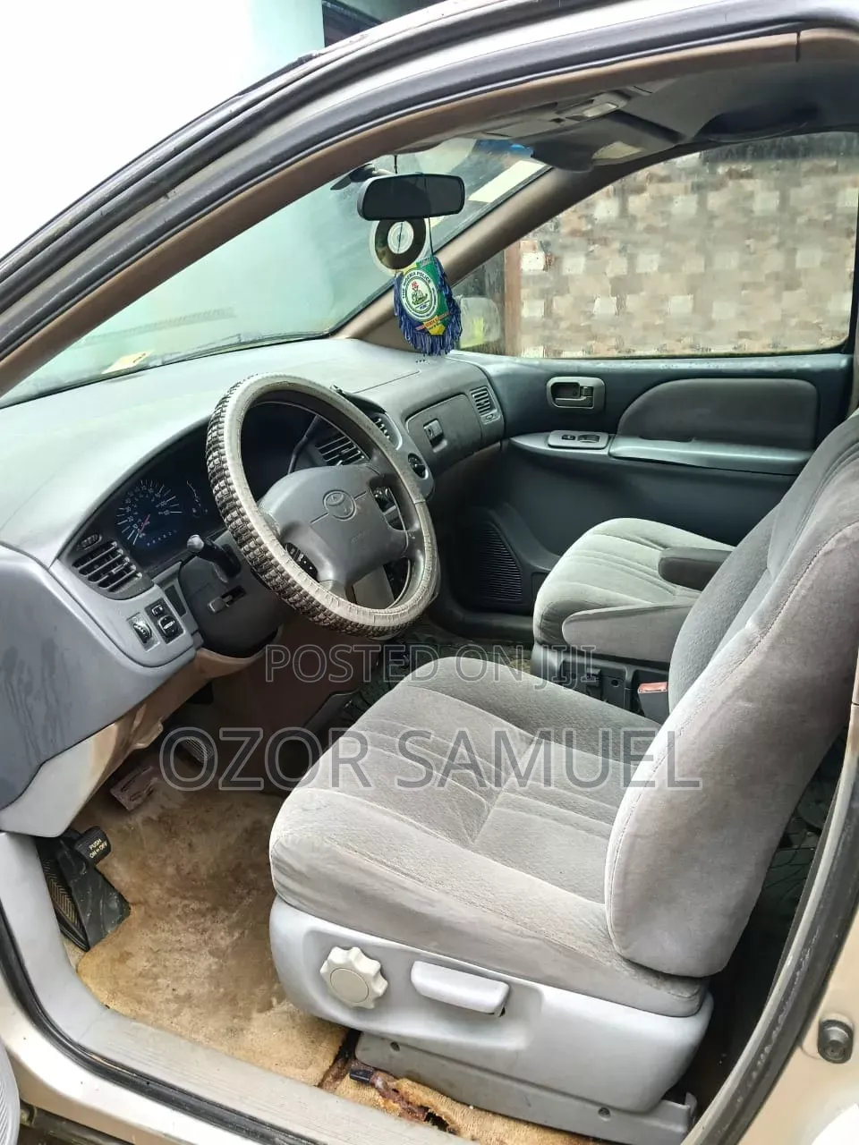 Toyota Previa 1999 Silver