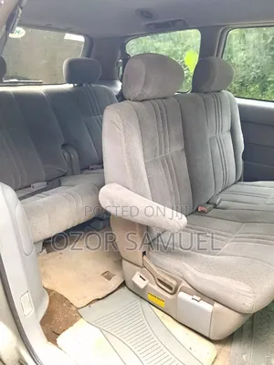 Toyota Previa 1999 Silver