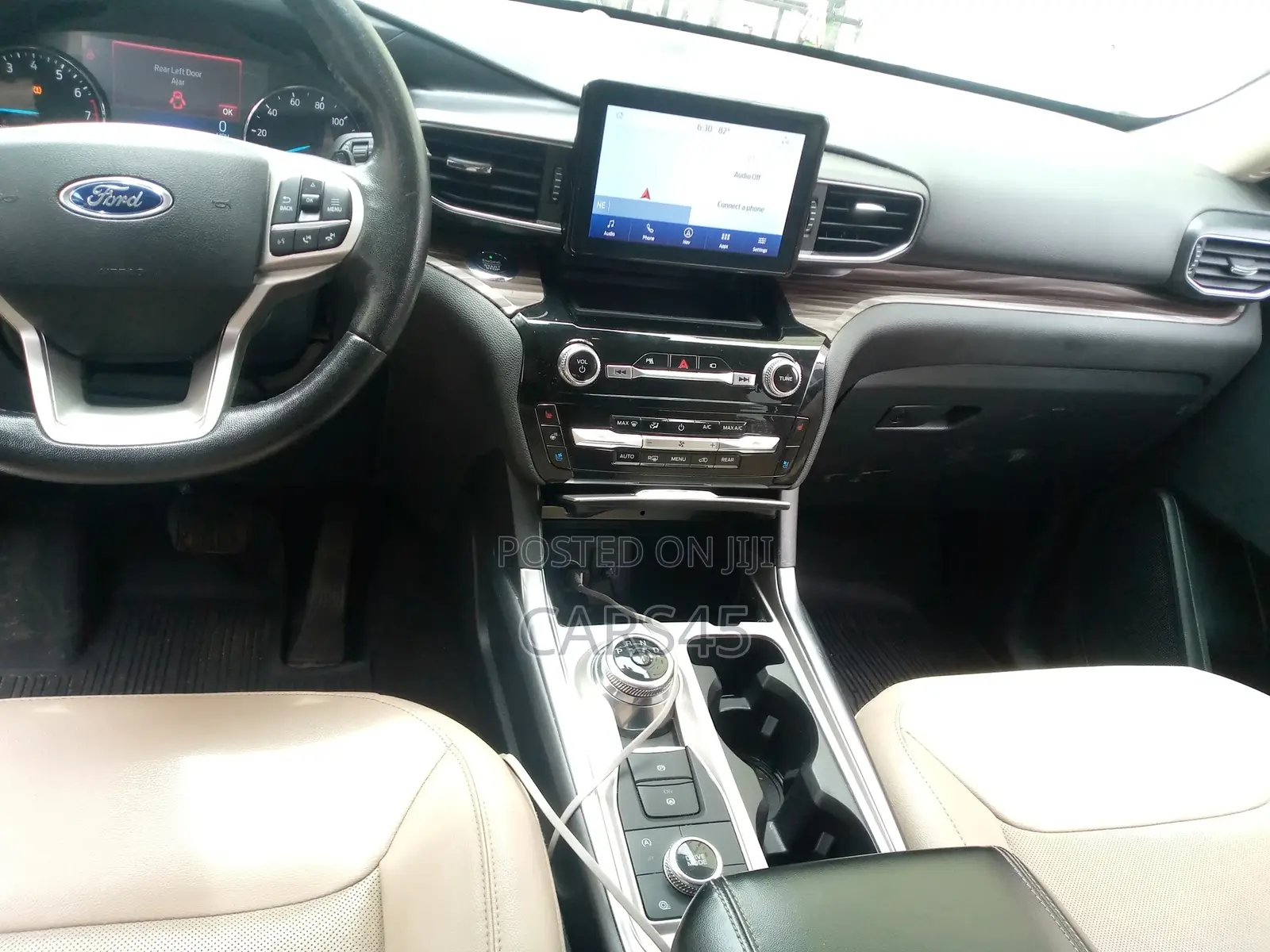 Ford Explorer 2021 White