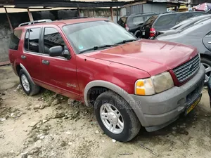 Ford Explorer XLT 2001 Red