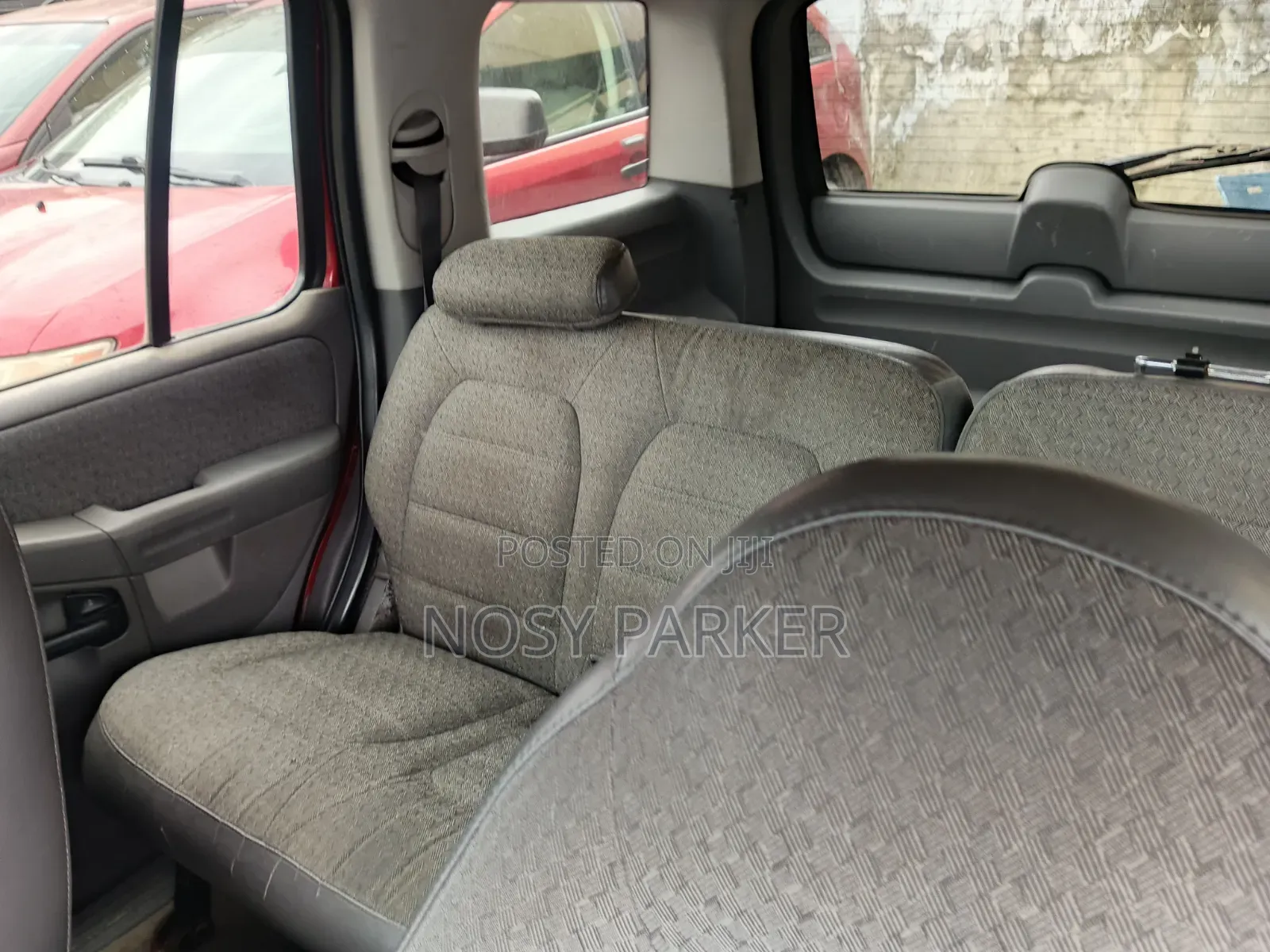 Ford Explorer XLT 2001 Red