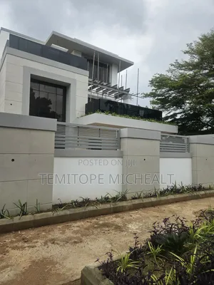 7bdrm Duplex in Maitama District for sale