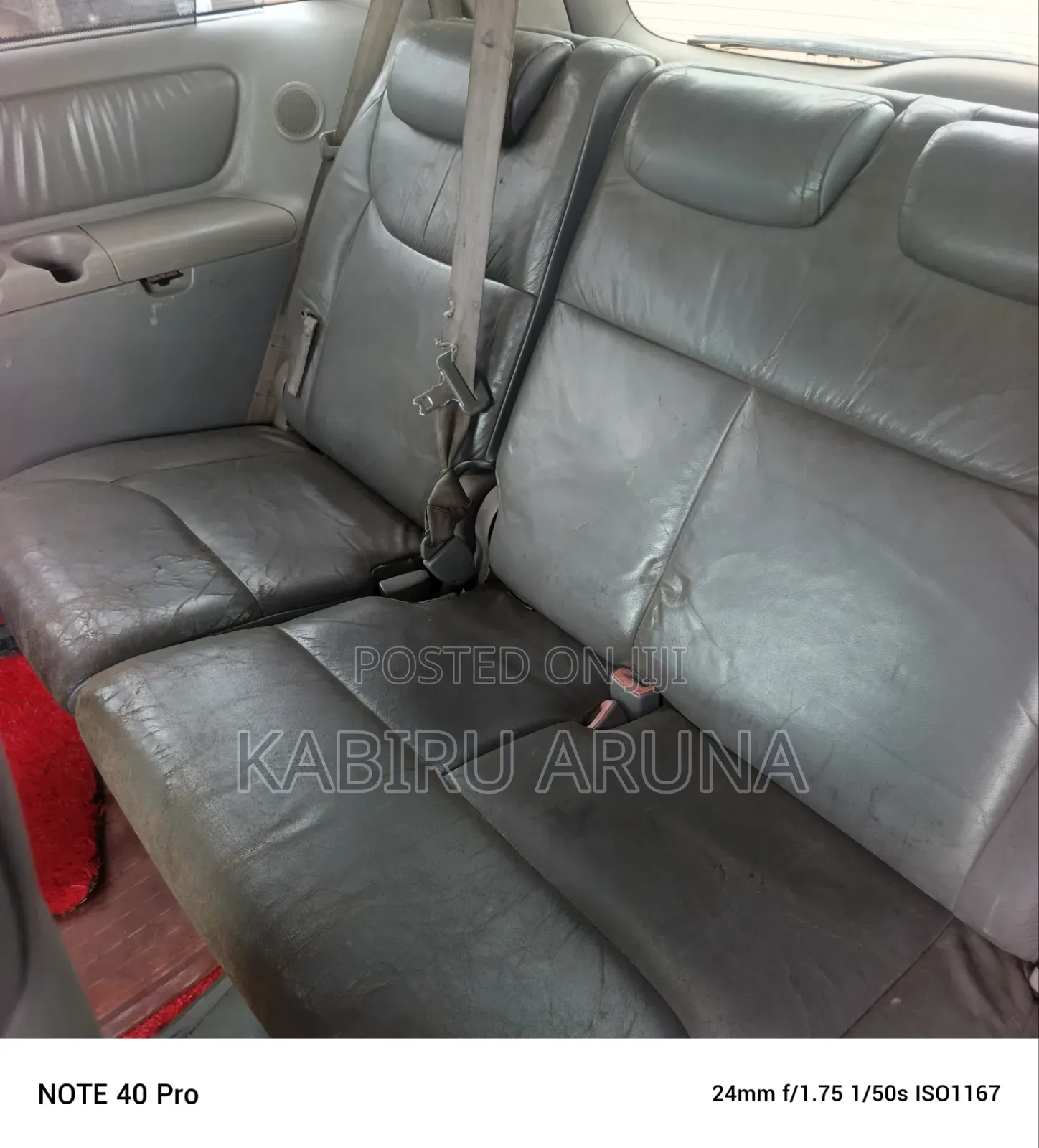 Toyota Sienna 2005 Silver
