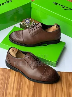 Luxury Brown Textured Leather Oxford Shoes for Men Men