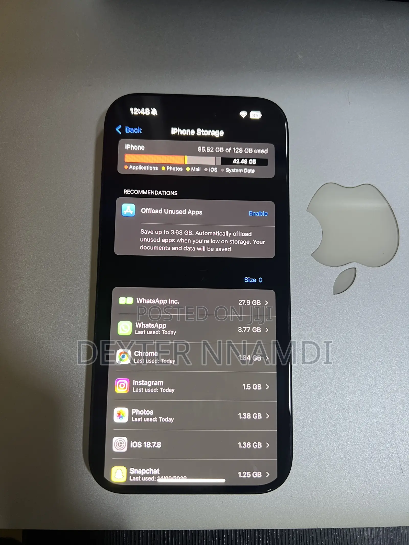 Apple iPhone 16 128 GB Gray