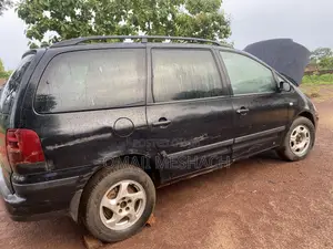 Volkswagen Sharan 2010 Black