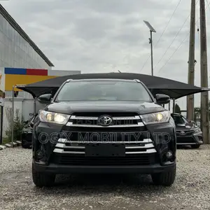 Toyota Highlander 2016 Black