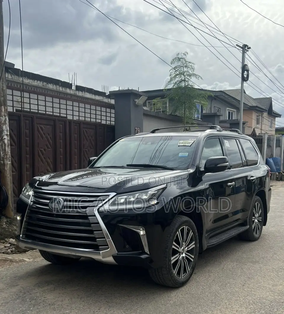 Lexus LX 2018 Black
