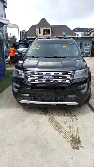 Ford Explorer 2016 Black