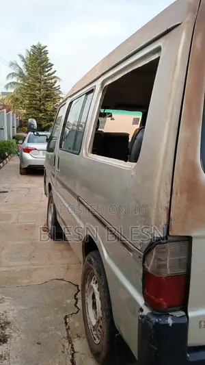 Mazda Bongo 2021 Beige
