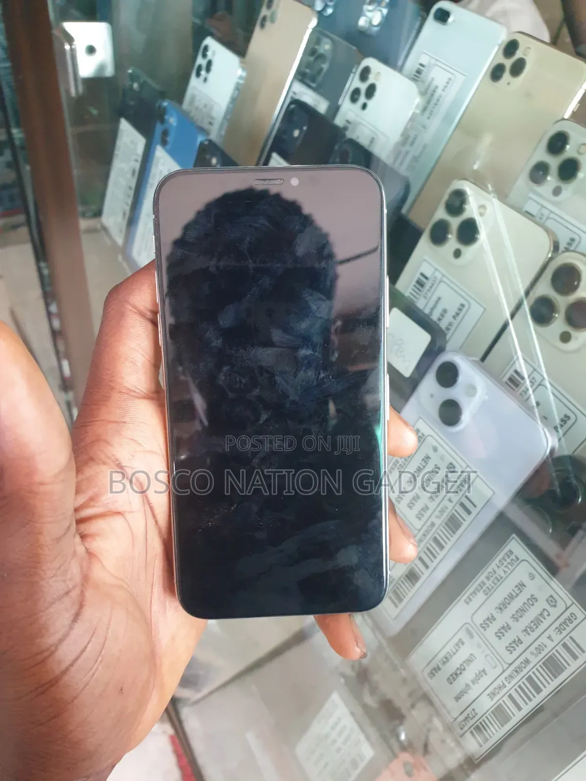 Apple iPhone X 64 GB White