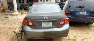 Toyota Corolla 2010 Gray