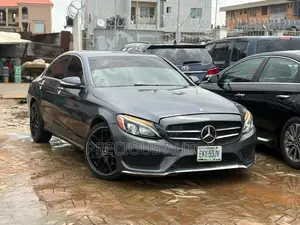 Mercedes-Benz C300 2015 Gray