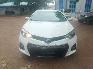Toyota Corolla 2016 White