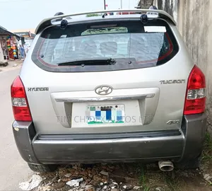 Hyundai Tucson Limited FWD 2009 Silver