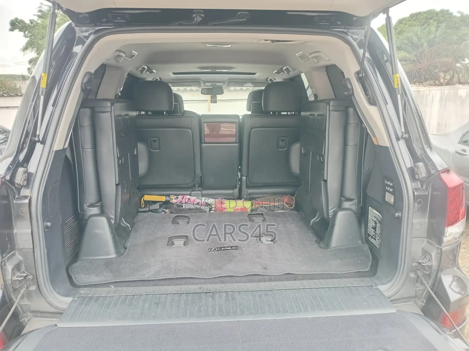 Lexus LX 2014 Black