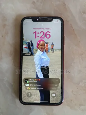 Apple iPhone 11 64 GB Red