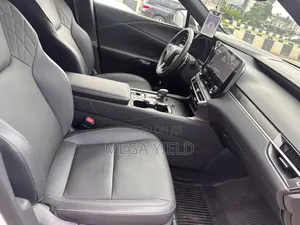 Lexus RX 350 2025 White