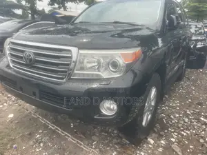 Toyota Land Cruiser 2015 Black